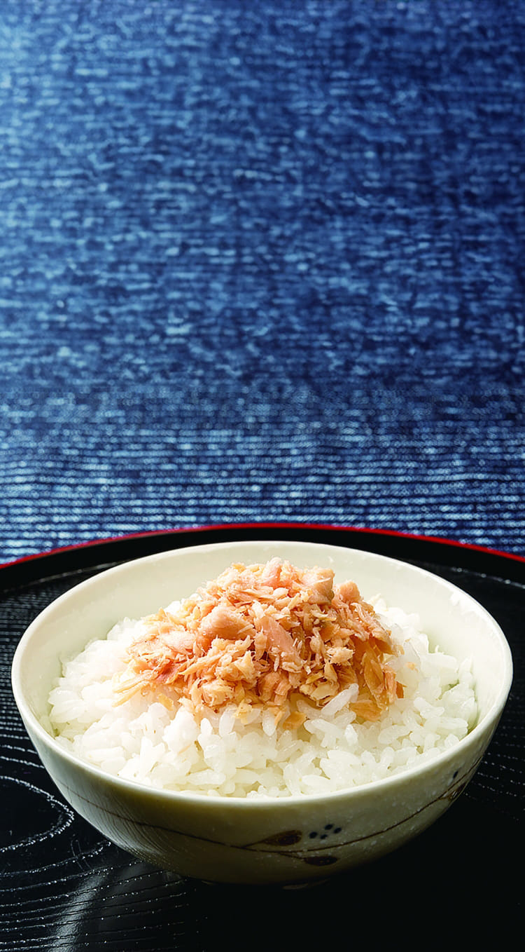 焼く手間なし!鮭を楽しみませんか？鮭の切り身を、自宅で焼き上げたような焼き鮭を目指ています。「手軽に魚を食べたい！」という方にもおすすめです。